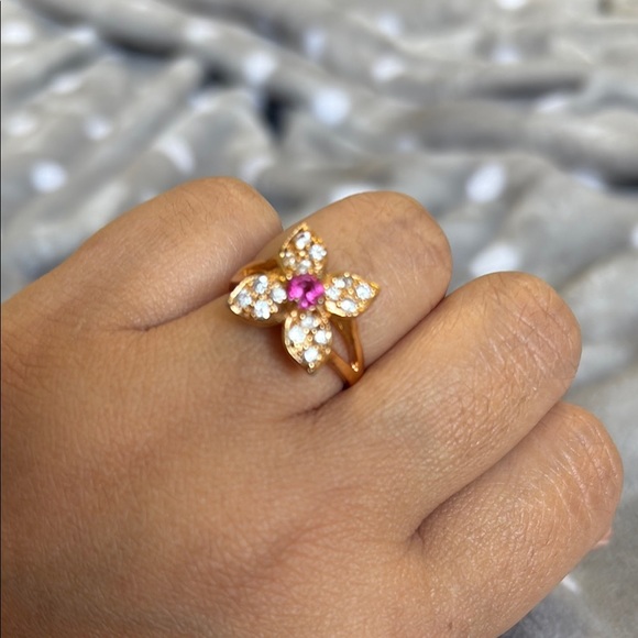 Gold and Red Multi-Stone Floral Ring - Picture 2 of 3